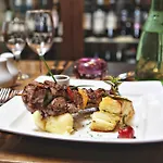 & Restaurant 3* Downings