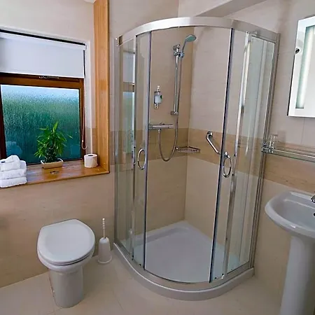 & Restaurant Hotel 3*