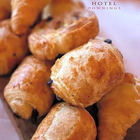 & Restaurant Hotel Downings