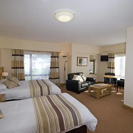 & Restaurant Hotel 3*