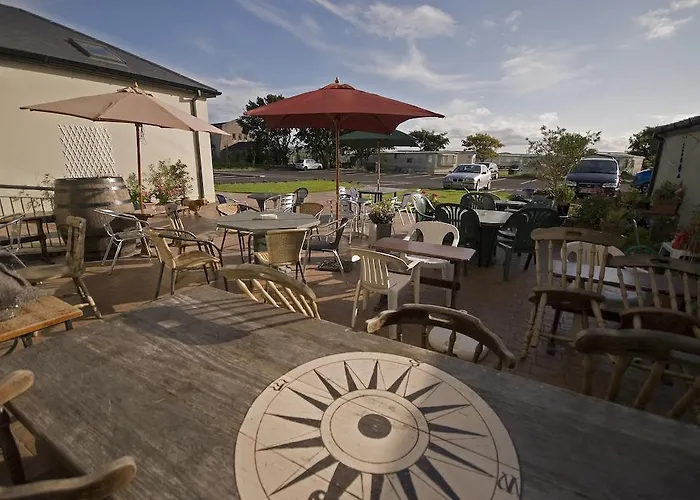 & Restaurant 3* Downings