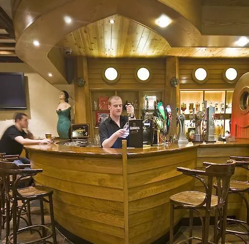 & Restaurant Hotel 3*